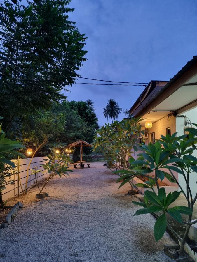 Bed and Breakfast Seven Stones Langkawi à Pantai Cenang  Extérieur photo